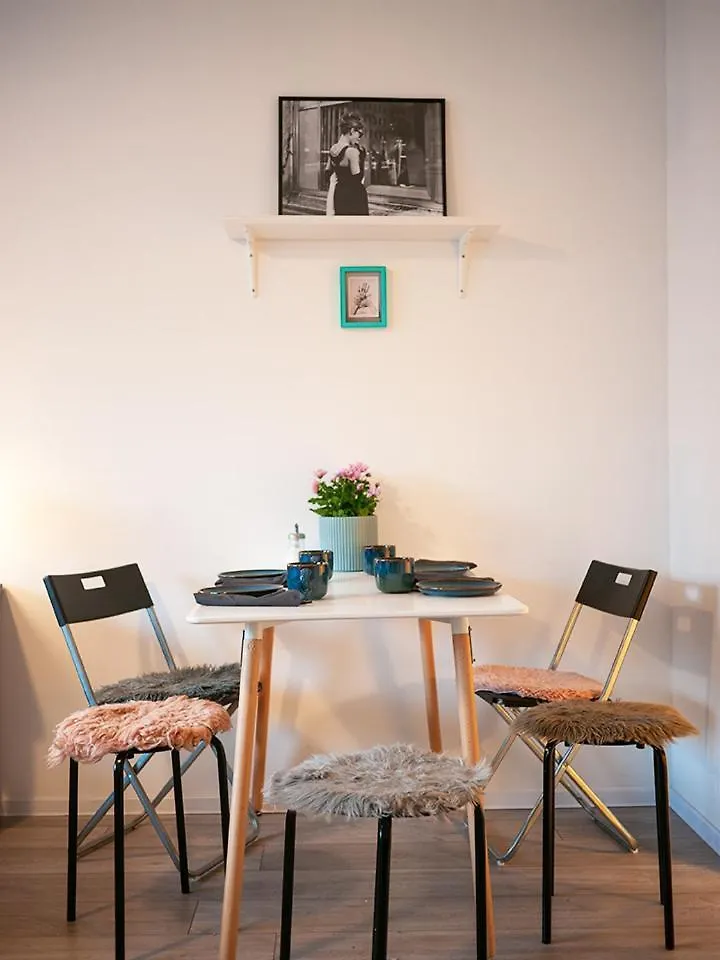 Big 2Rooms In Vienna City Center Austria