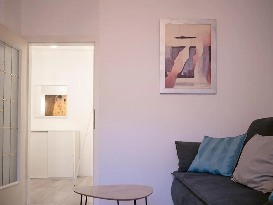 Big 2Rooms In Vienna City Center
